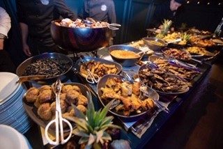 buffet africain - afrikaans buffet traiteur aromate - huwelijk mariage feestzaal salle de mariage
